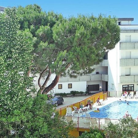 Apartment In Rosolina Mare With A Shared Pool Ngoại thất bức ảnh