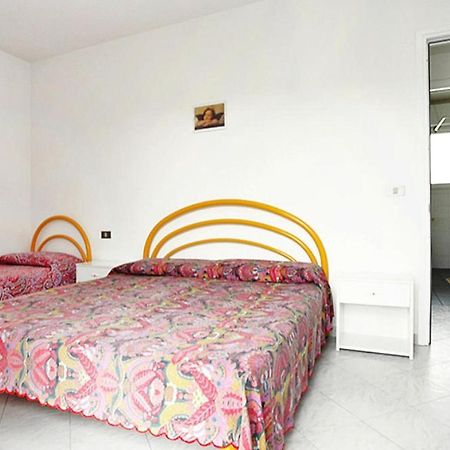 Apartment In Rosolina Mare With A Shared Pool Ngoại thất bức ảnh