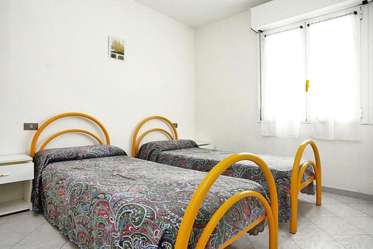 Apartment In Rosolina Mare With A Shared Pool Ngoại thất bức ảnh